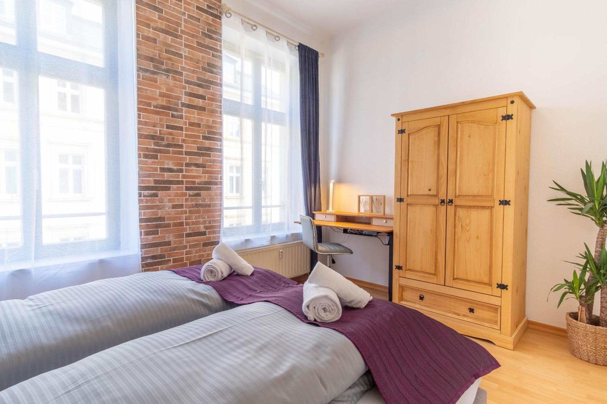 Appartement Working Place, Netflix, 4k Tv, Heart Of *